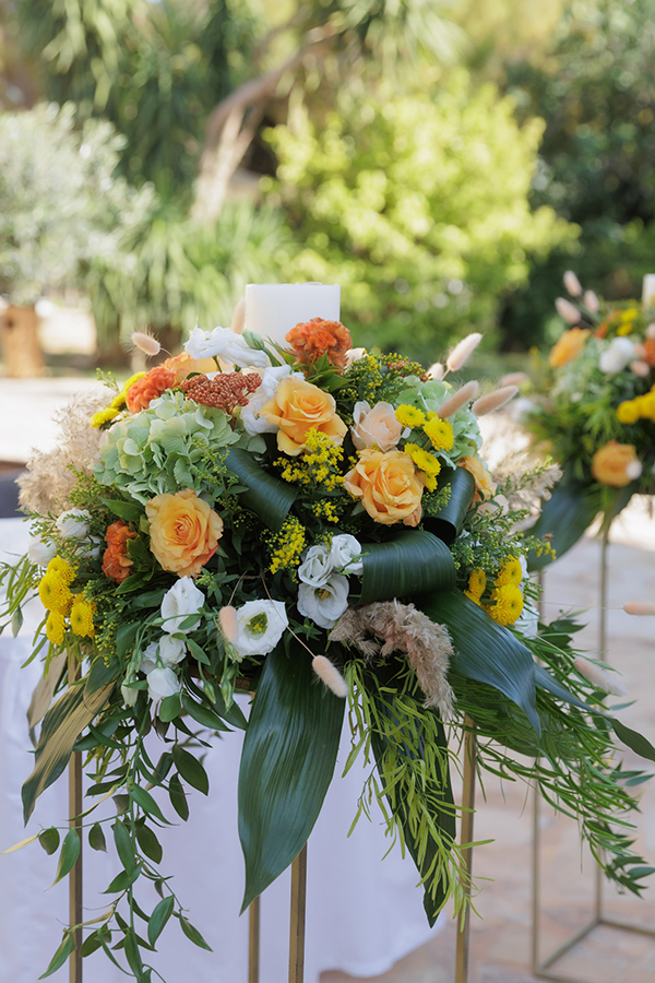 boho-summer-wedding-kropias-gi-colorful-florals-pampas-grass_10