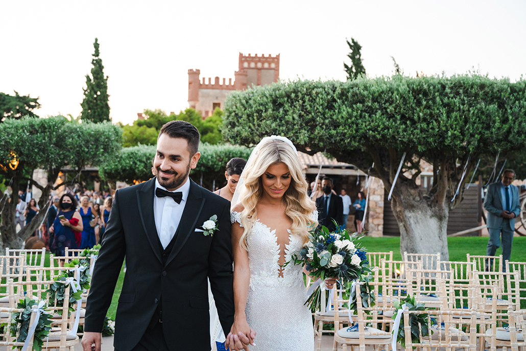 Ονειρικός καλοκαιρινός γάμος στην Αθήνα με τριαντάφυλλα και μπλε ορτανσίες │ Αλίκη & Γιώργος