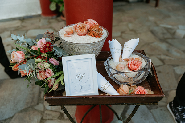 fall-wedding-baptism-roses-chrysanthema-earthy-tones_09