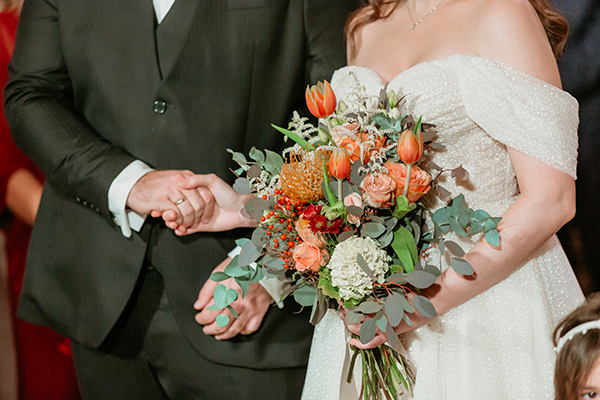 fall-wedding-baptism-roses-chrysanthema-earthy-tones_17