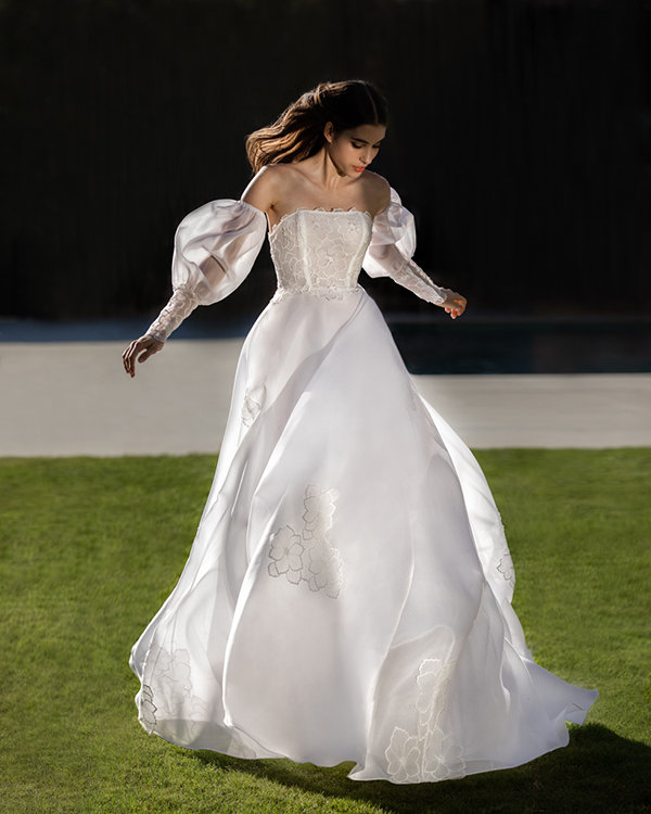 glamorous-wedding-gowns-elena-soulioti-most-beautiful-day-life_12