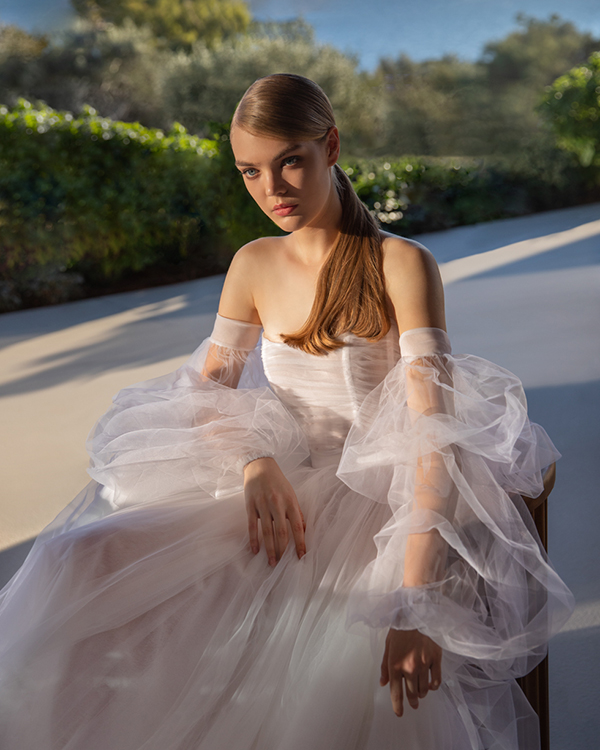 glamorous-wedding-gowns-elena-soulioti-most-beautiful-day-life_20
