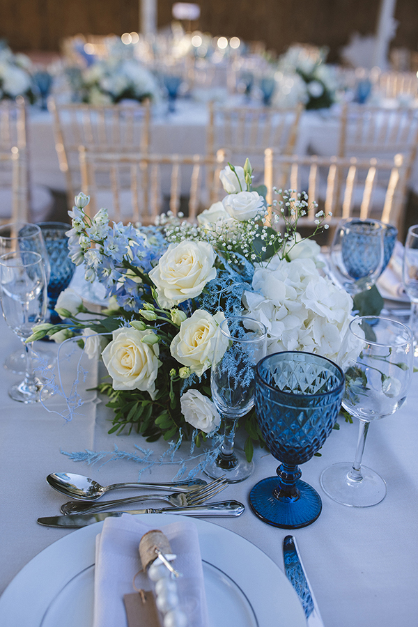summer-wedding-athens-boho-mood-white-light-blue-blooms_22