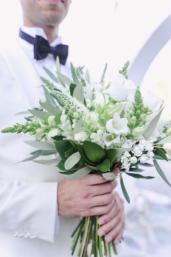 all-white-fall-wedding-athens-romantic-blooms-olive-leaves_07