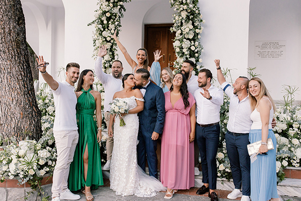 dreamy-summer-wedding-thessaloniki-impressive-floral-arrangements-white-color_62