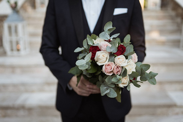 lovely-athens-summer-wedding-white-roses_13
