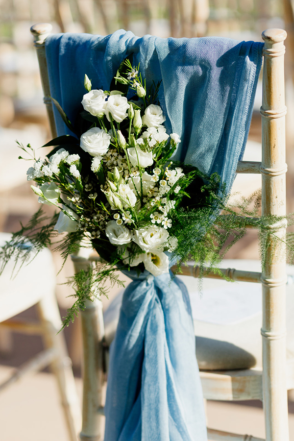 outdoor-wedding-athens-romantic-decoration-dusty-blue-hues_18