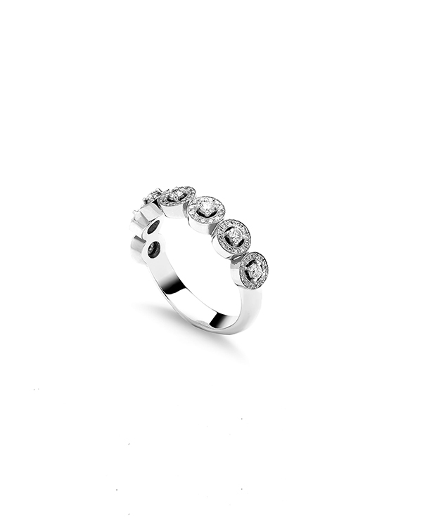 unique-designs-wedding-rings-signature-spanos-fine-jewelry-amazing-bridal-look_32