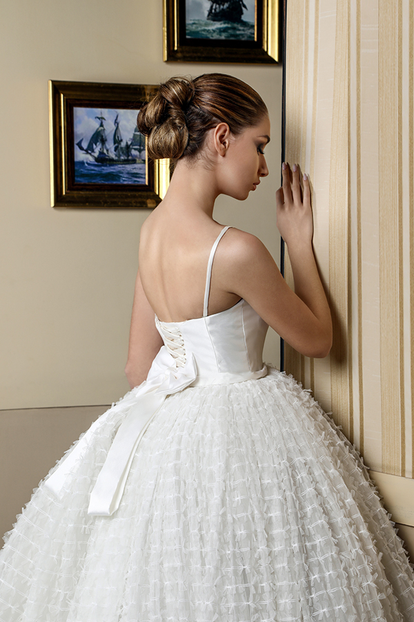 utterly-bridal-look-dream-lovely-wedding-dresses-tranoulis-fashion_03