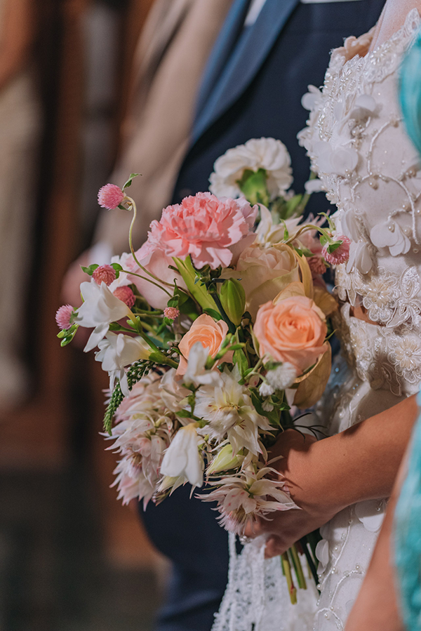 fall-wedding-limassol-florals-pastel-hues_15