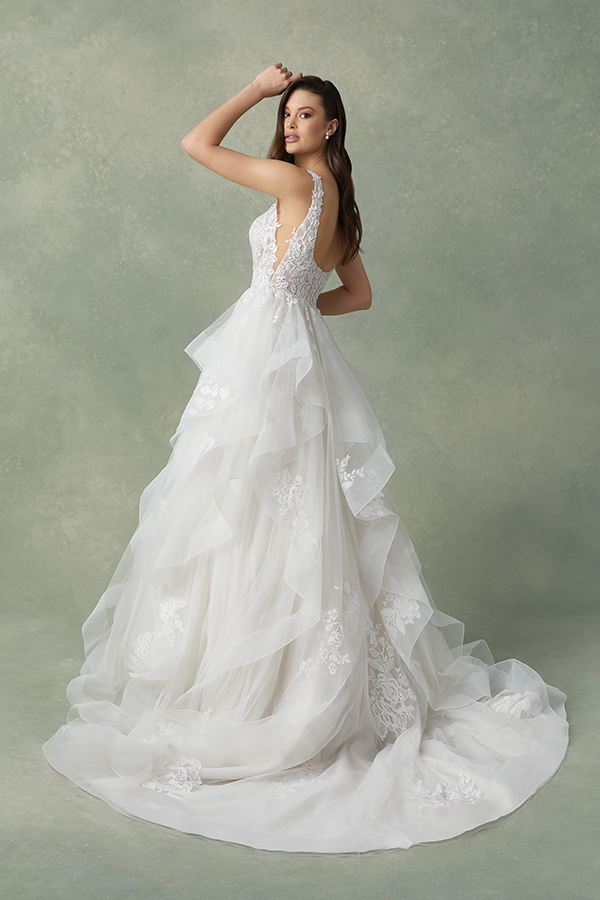 stunning-wedding-dresses-justin-alexander_27