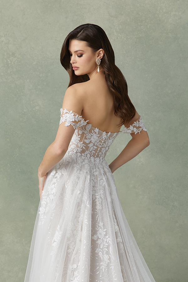 stunning-wedding-dresses-justin-alexander_42