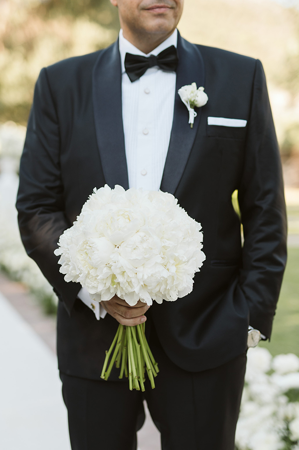bloom-summer-wedding-athens-all-time-classic-white-hues_14