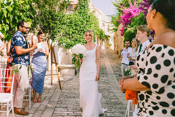 chic-summer-wedding-crete-all-white-romantic-florals_22