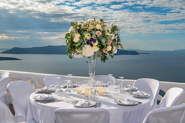 live-utterly-dreamy-wedding-day--athina-luxury-suites_08x