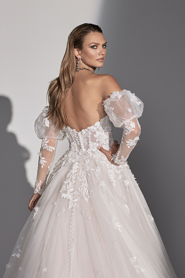 most-elegant-wedding-gowns-justin-alexander-signature_02