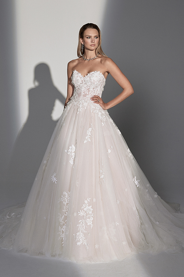 most-elegant-wedding-gowns-justin-alexander-signature_05