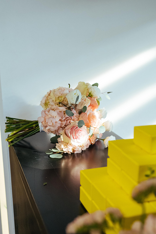 spring-civil-wedding-athens-colorful-florals-modern-details_14