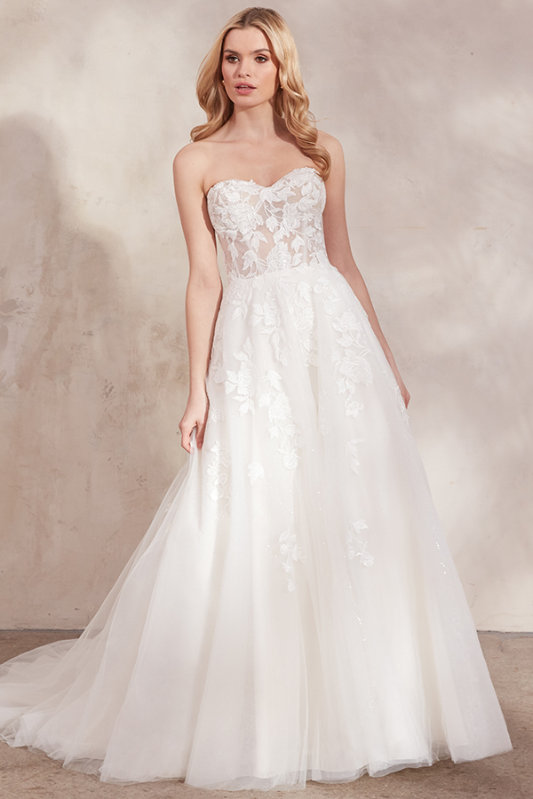 stylish-wedding-dresses-bridal-collection-adore-justin-alexander_03