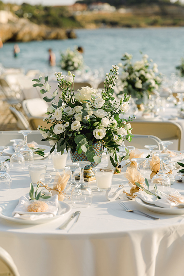romantic-summer-wedding-kefalonia-lovely-white-florals-rustic-touches_27