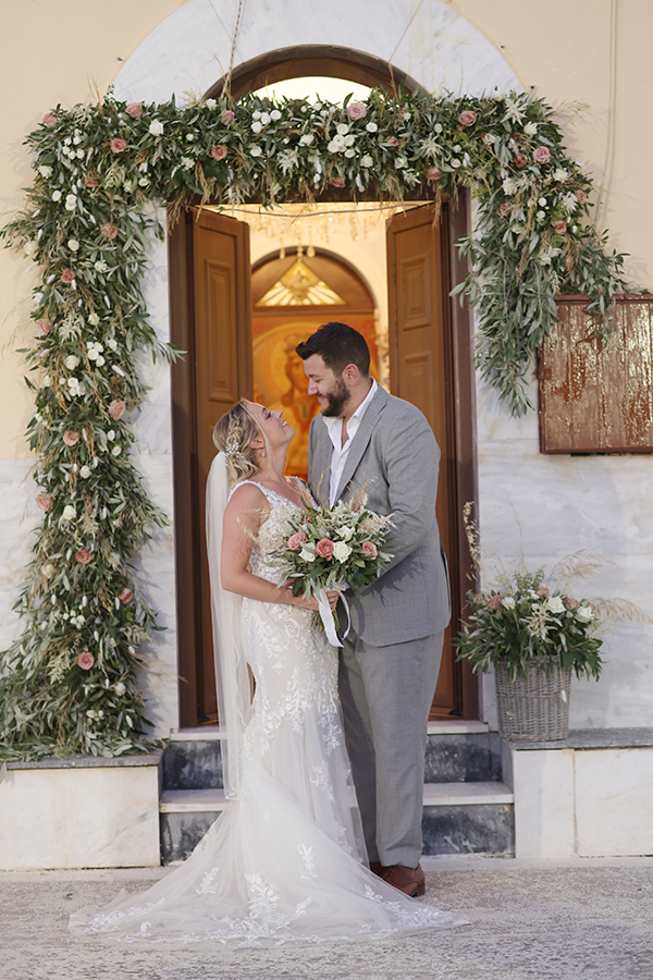 beautiful-destination-summer-gytheio-wedding-white-roses-olive-leaves_16