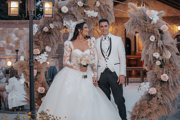 Πανέμορφος ανοιξιάτικος boho-chic γάμος στην Αθήνα με pampas grass | Μελίνα & Πάρης