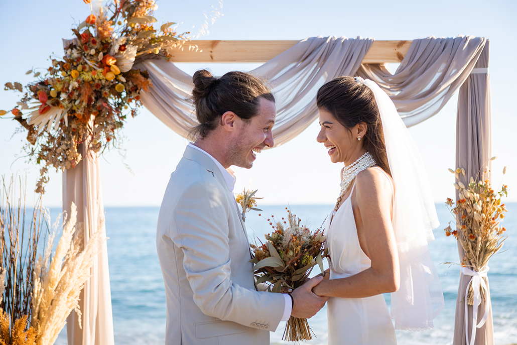 Ρομαντικός φθινοπωρινός γάμος στη Θάσο με αποξηραμένα άνθη | Berfin & Γιάννης