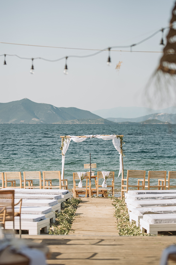 romantic-summer-wedding-evia-beach-view_05w