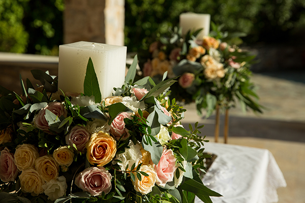 summer-wedding-athens-roses-pale-tones_14