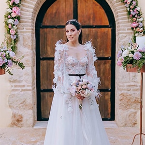 Pretty ανοιξιάτικος γάμος στην Αθήνα με πανέμορφα λουλούδια  | Βασιλική & Χρυσόστομος