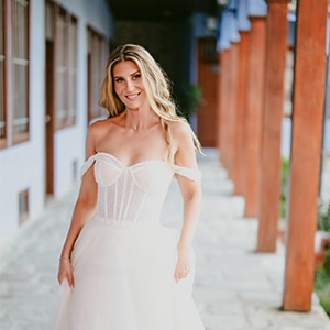 Ρομαντικός γάμος στην Ξάνθη με λευκές και dusty pink αποχρώσεις | Ζωή & Κωνσταντίνος