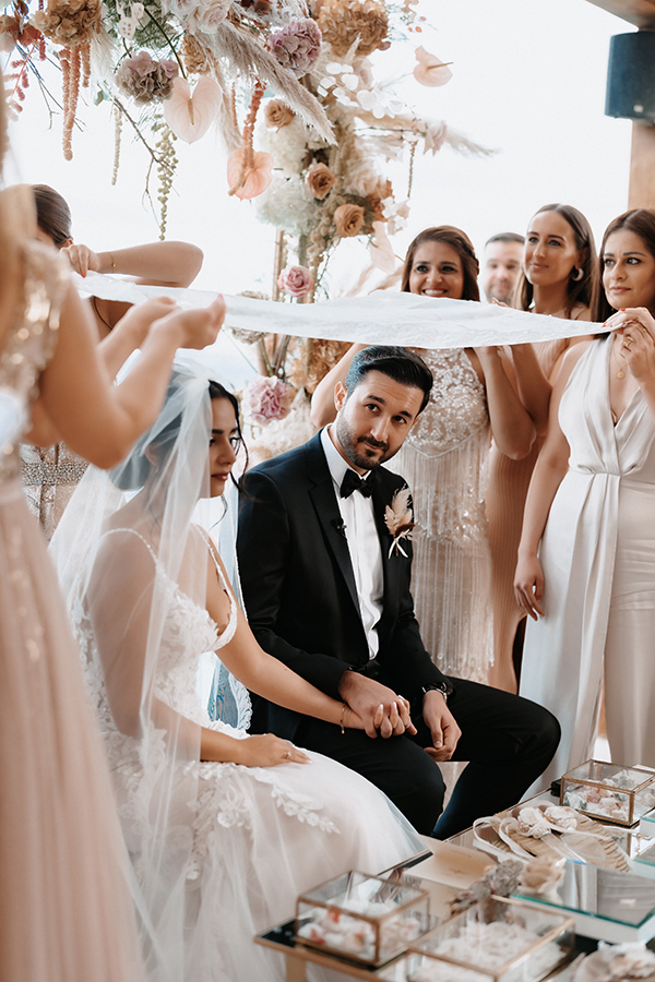 stunning-elegant-wedding-athens-boho-details_12