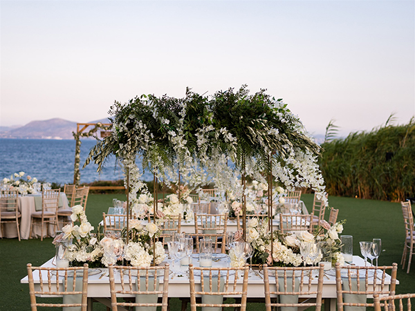 utterly-romantic-wedding-athens-elegant-details-lush-florals_28