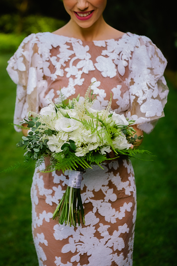 gorgeous-spring-wedding-athens-white-hudrangeas_05