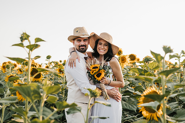 lovely-summer-wedding-thessaloniki-sunflowers_03x