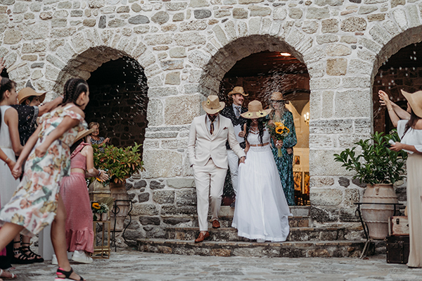 lovely-summer-wedding-thessaloniki-sunflowers_23z