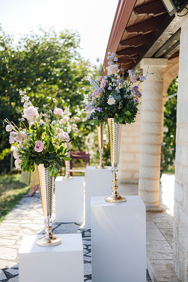 beautiful-wedding-ioannina-lilac-roses-purple-lysianthus_09