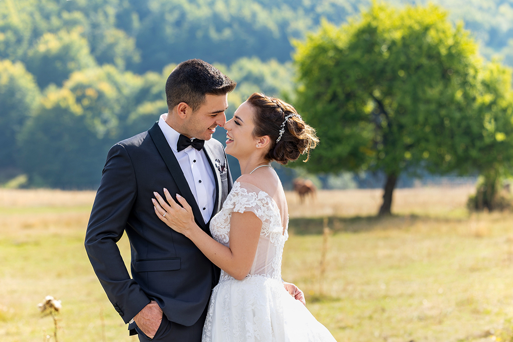 Φθινοπωρινός γάμος στη Θεσσαλονίκη με ρομαντικά στιγμιότυπα | Κατερίνα & Γιώργος