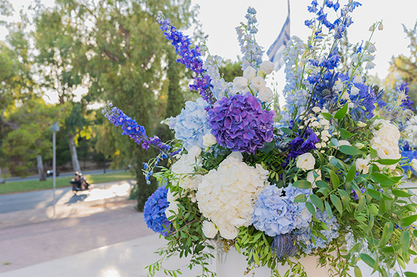 gorgeous-summer-wedding-athens-blue-hydrangeas_08
