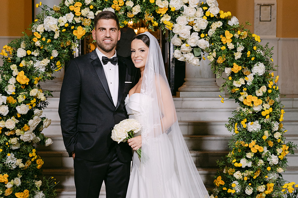 Πανέμορφος καλοκαιρινός γάμος στην Πάτρα με κίτρινα τριαντάφυλλα | Πέγκυ & Πάνος