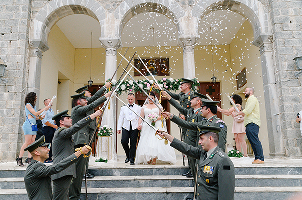military-wedding-mytilene-prettiest-roses_14x