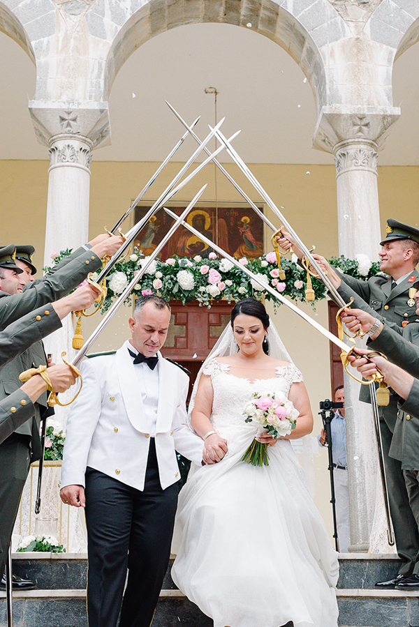 military-wedding-mytilene-prettiest-roses_15