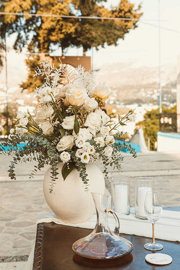 beautiful-summer-wedding-kalymnos-ivory-roses_09x