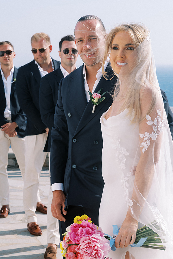 destination-wedding-mykonos-colorful-florals_11z