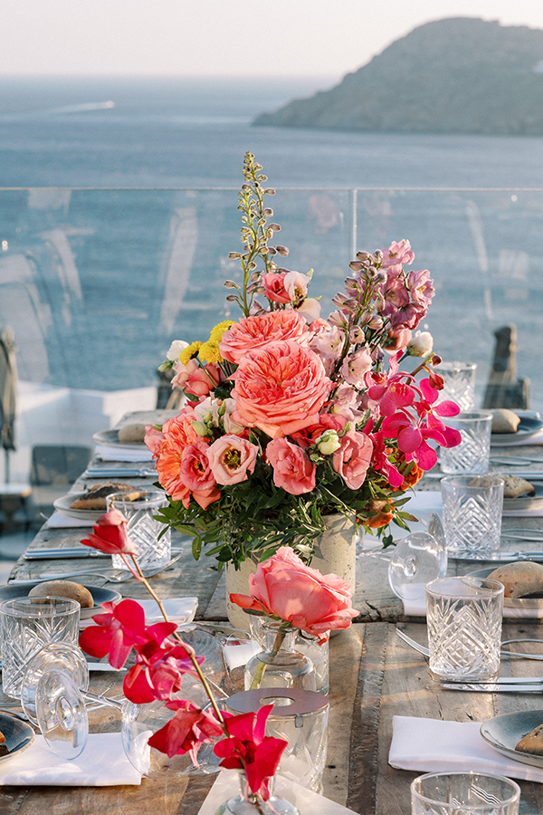 destination-wedding-mykonos-colorful-florals_18