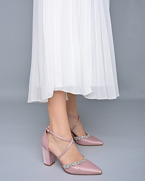 modern-saten-bridal-shoes-pinky-promise-stunning-bridal-look_11