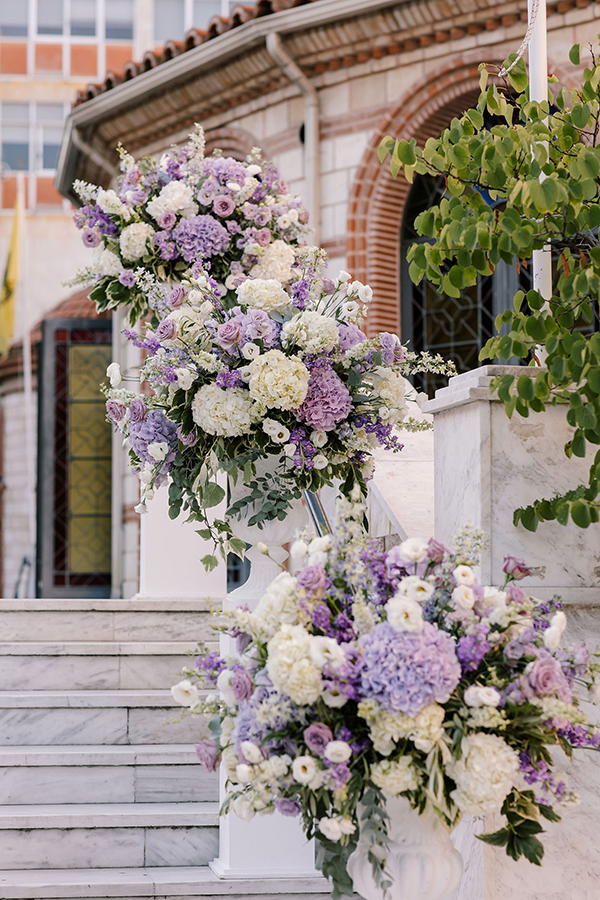 modern-summer-wedding-thessaloniki-white-purple-blooms_08x