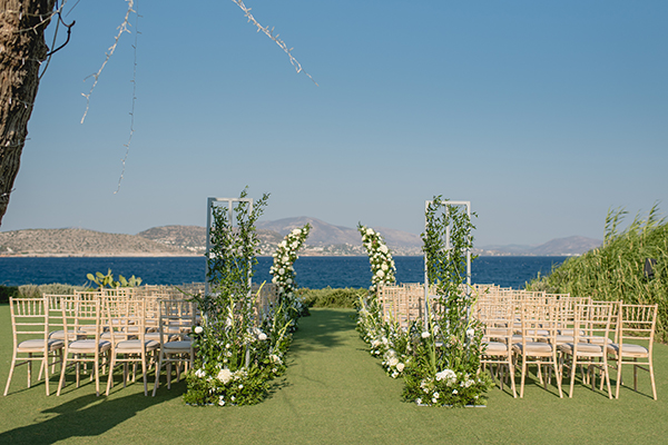 romantic-chic-wedding-athenian-riviera-lush-floral-arrangments_13