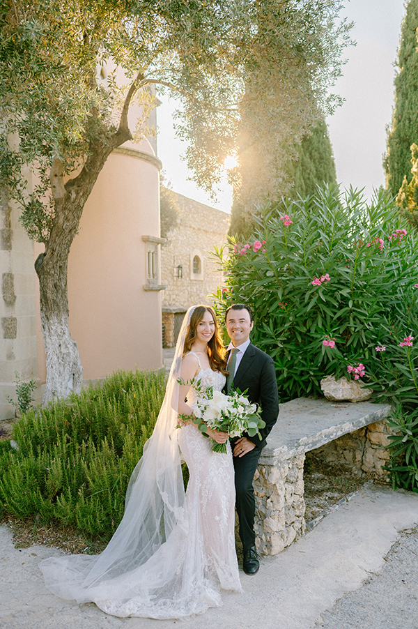 destination-summer-wedding-crete-olive-theme_05