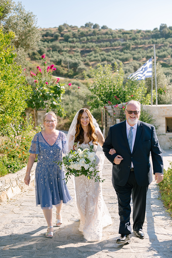 destination-summer-wedding-crete-olive-theme_17